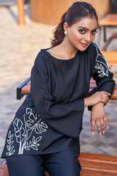 Black Designer Summer Casual Outfit With White Embroidery